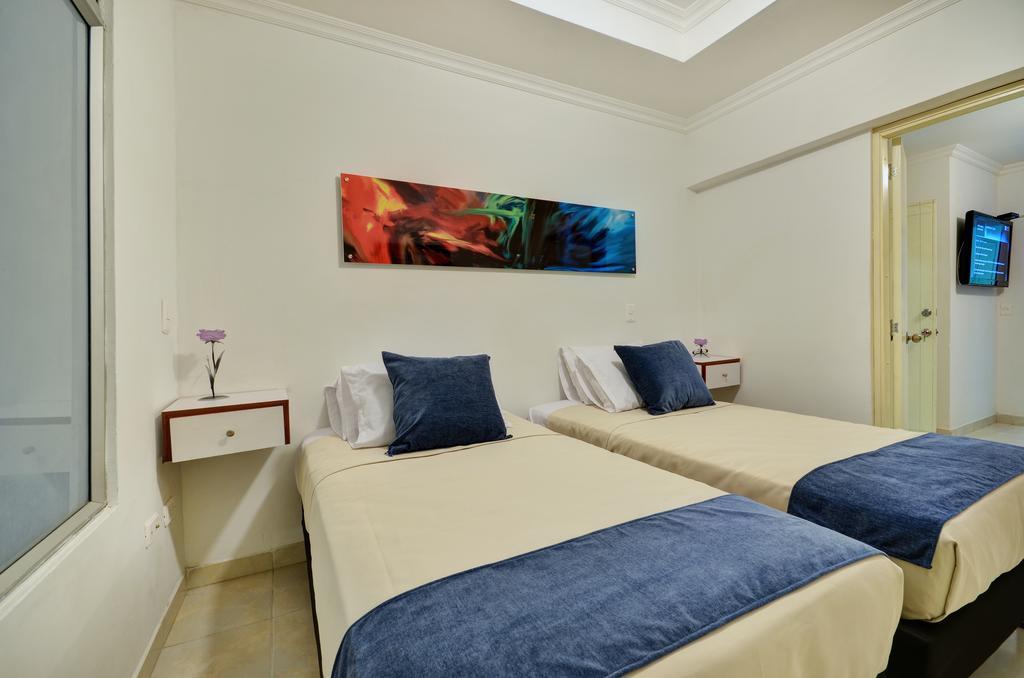 Apartamentos Laureles De La 70 Medellin Luaran gambar