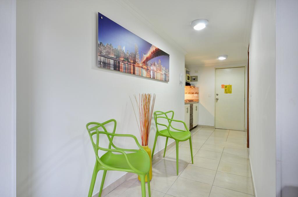 Apartamentos Laureles De La 70 Medellin Luaran gambar